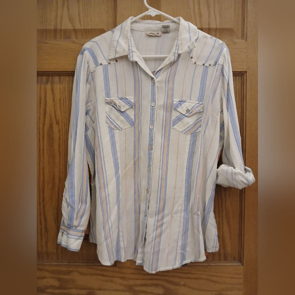 Lola P Sz Xl Botton Down Blouse